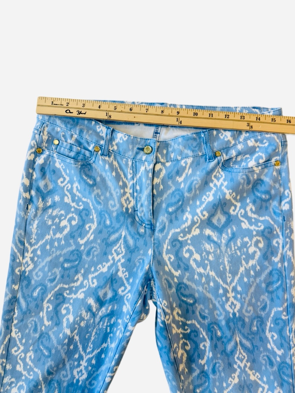 J. McLaughlin Light Blue and White Ikat Lexi Skinny Jeans. Size 10 - Picture 6 of 11